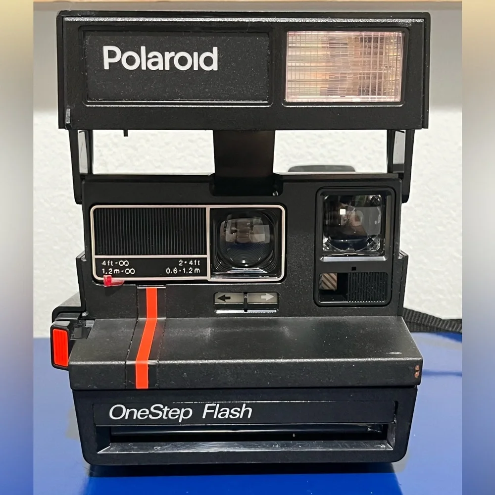 Polaroid One Step Flash Instant Camera Vintage 80s 90s Black Strap Photography